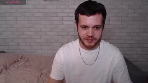 Snapshot of electric_smile chatting on February 23, 2026, 4:37 pm Alex online show from February 23, 2026, 4:37 pm