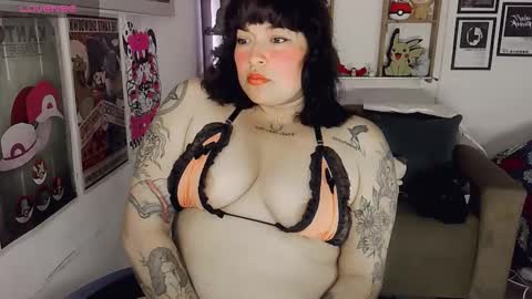 Alejandra online show from October 18, 2025, 5:54 am