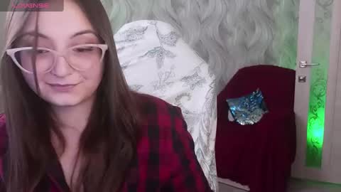 Snapshot of elegant_audacity chatting on December 13, 2024, 9:02 am Rachel online show from December 13, 2024, 9:02 am