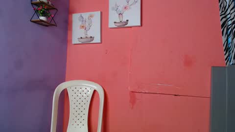 Snapshot of elektra_and_lulu chatting on December 21, 2024, 3:53 pm elektra_and_lulu online show from December 21, 2024, 3:53 pm