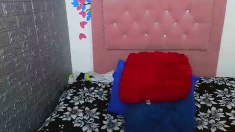 Snapshot of elektra_doll chatting on June 30, 2026, 11:39 pm elektra_doll online show from June 30, 2026, 11:39 pm