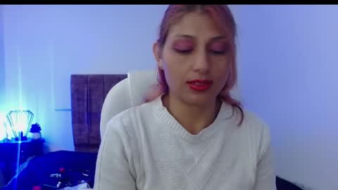 Elena online show from March 12, 2025, 12:36 pm