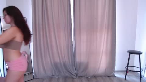 Snapshot of elena_vysotskaya chatting on July 16, 2026, 7:03 am Elena online show from July 16, 2026, 7:03 am