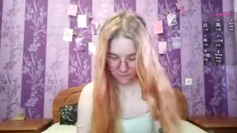 Snapshot of elenacastellani chatting on February 23, 2026, 4:10 am Mia online show from February 23, 2026, 4:10 am