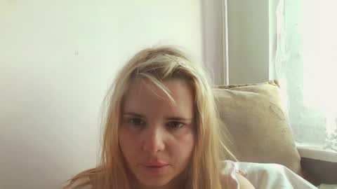 Elena online show from April 8, 2026, 2:28 pm