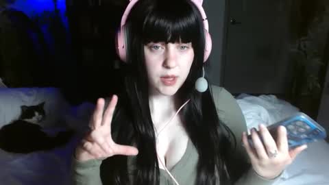 Snapshot of elenagilbert12 chatting on September 28, 2025, 10:15 pm Goddess Elena online show from September 28, 2025, 10:15 pm