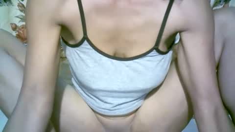 elenah013 online show from February 15, 2026, 7:51 am