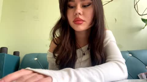 Snapshot of elenemiyose chatting on March 3, 2026, 10:10 am Kim online show from March 3, 2026, 10:10 am