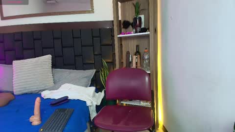 elenna_boobs_ online show from March 31, 2026, 3:12 pm