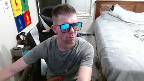 Walker online show from October 28, 2025, 7:56 am