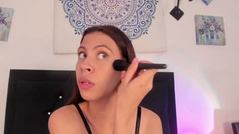 Snapshot of elevensky_ chatting on January 17, 2025, 7:49 pm Elevensky online show from January 17, 2025, 7:49 pm