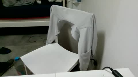 Snapshot of elfideo75 chatting on February 22, 2026, 4:27 pm elfideo75 online show from February 22, 2026, 4:27 pm