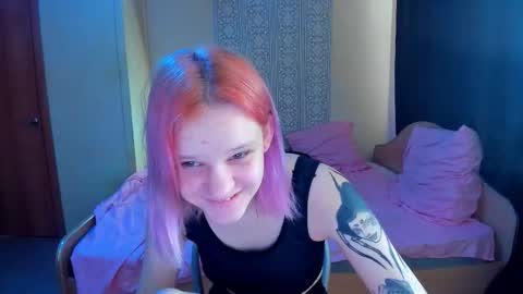 elieiza_xo online show from February 18, 2026, 8:54 am