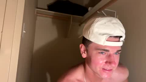 Snapshot of elijahkinky24 chatting on May 31, 2026, 8:21 pm elijahkinky24 online show from May 31, 2026, 8:21 pm