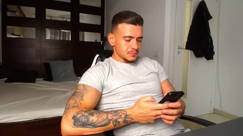 ElijahThorne online show from March 3, 2026, 6:41 am