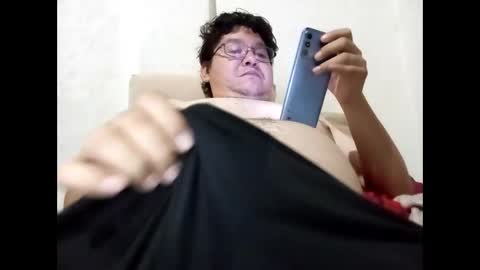 elimposstor online show from October 21, 2025, 12:00 am