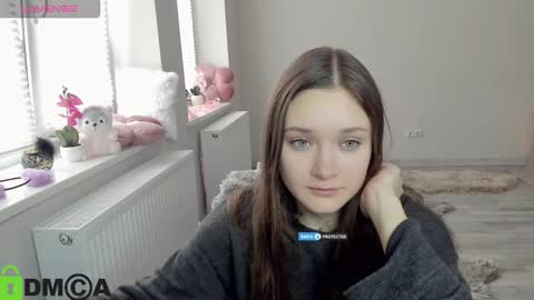 Snapshot of elina_x chatting on March 28, 2026, 8:25 am elina_x online show from March 28, 2026, 8:25 am