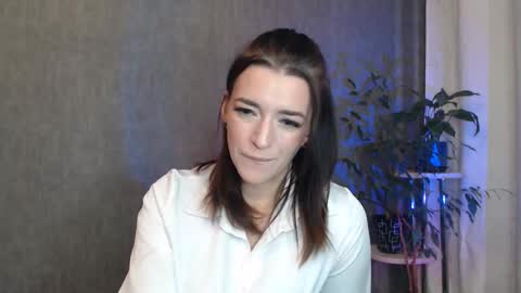 Elina online show from September 20, 2025, 11:28 pm