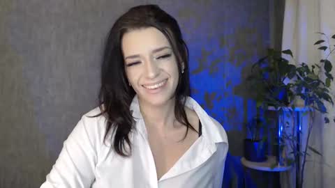 Elina online show from February 23, 2026, 11:24 pm