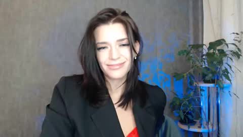 Elina online show from April 19, 2026, 10:45 pm