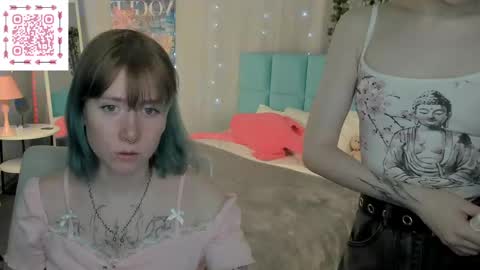 Snapshot of elira_vane chatting on May 25, 2026, 2:39 am Elira Vane online show from May 25, 2026, 2:39 am