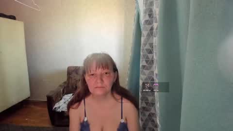 Elis online show from April 28, 2026, 2:38 am