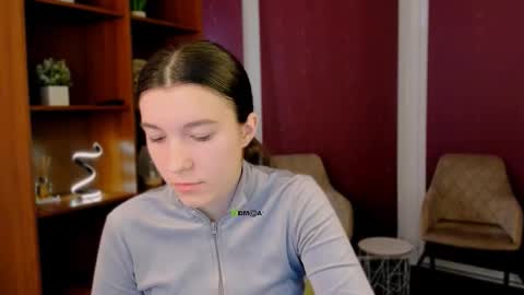 elis_sunny online show from February 2, 2026, 6:34 am