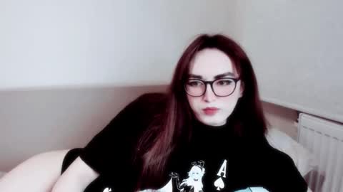 Snapshot of elisa_2001 chatting on November 27, 2025, 9:00 am Liza online show from November 27, 2025, 9:00 am