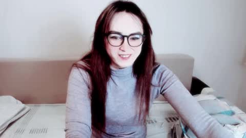 Snapshot of elisa_2001 chatting on February 8, 2026, 5:33 am Liza online show from February 8, 2026, 5:33 am