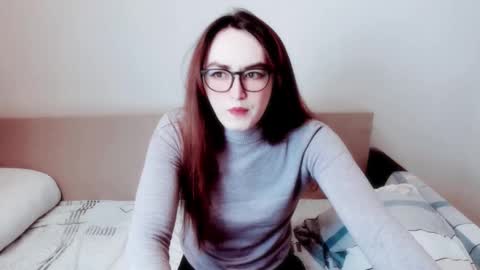 Snapshot of elisa_2001 chatting on February 14, 2026, 9:39 am Liza online show from February 14, 2026, 9:39 am