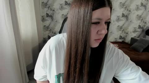 Aletta Oushen online show from May 23, 2026, 9:24 am