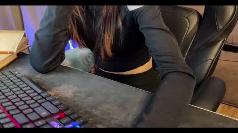 Snapshot of elisa_north chatting on January 29, 2025, 11:20 am Elisa North online show from January 29, 2025, 11:20 am