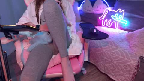 Snapshot of elisa_north chatting on September 21, 2025, 1:24 pm Elisa North online show from September 21, 2025, 1:24 pm