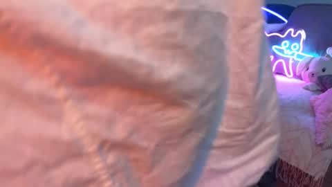 Snapshot of elisa_north chatting on September 22, 2025, 12:51 pm Elisa North online show from September 22, 2025, 12:51 pm