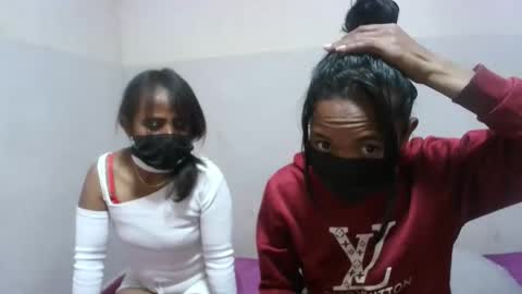 elisabet88 online show from October 5, 2025, 5:22 pm