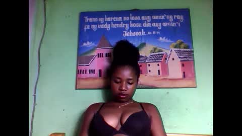 Snapshot of elisabeth2525 chatting on February 7, 2025, 2:37 pm elisabeth2525 online show from February 7, 2025, 2:37 pm