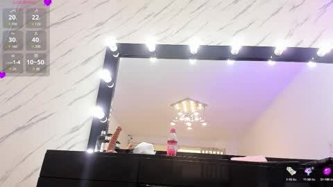 Liss online show from October 15, 2025, 1:44 pm