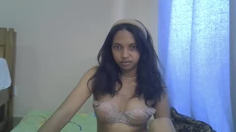 Snapshot of elisah01 chatting on March 23, 2026, 10:30 am elisah01 online show from March 23, 2026, 10:30 am