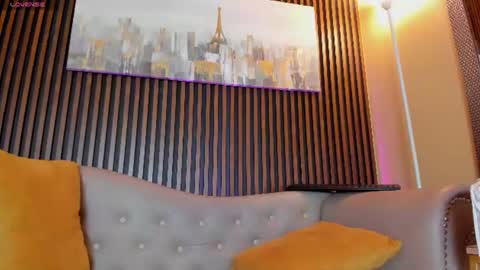 Snapshot of elisasue chatting on June 19, 2026, 9:13 am Elisa Sue online show from June 19, 2026, 9:13 am