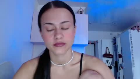 Snapshot of eliscuteblonde chatting on June 23, 2026, 6:22 am Elis online show from June 23, 2026, 6:22 am