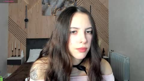 Elise online show from February 26, 2026, 1:04 am