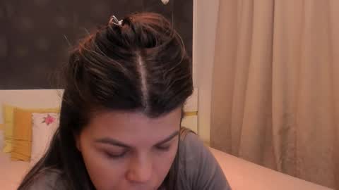 Elly online show from February 17, 2026, 7:09 pm