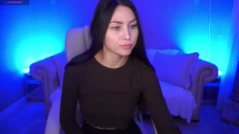 Snapshot of elisevelour chatting on October 19, 2025, 12:50 pm elisevelour online show from October 19, 2025, 12:50 pm