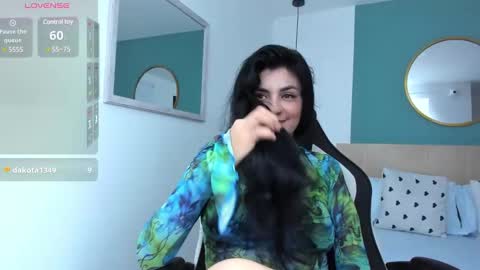 E L I S S A online show from March 6, 2025, 2:19 am