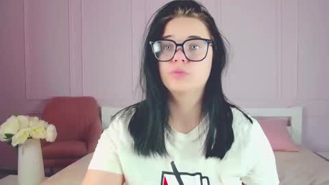 Snapshot of elissstoun chatting on January 31, 2025, 8:01 am ElissStoun online show from January 31, 2025, 8:01 am