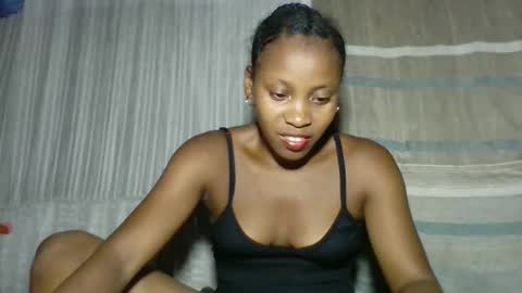 elita12010 online show from April 12, 2026, 11:59 am