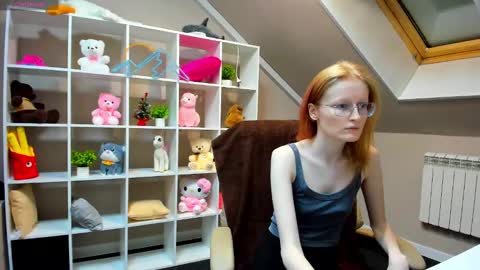 Snapshot of elizabeth_harpper chatting on January 2, 2025, 1:06 am Elizabeth online show from January 2, 2025, 1:06 am