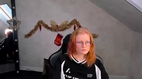 Snapshot of elizabeth_harpper chatting on January 14, 2025, 8:31 am Elizabeth online show from January 14, 2025, 8:31 am