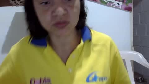 Elizabeth Martinez  online show from February 12, 2025, 3:49 pm