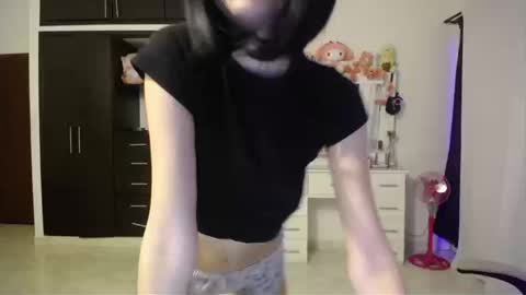 Snapshot of elizabeth_rose02 chatting on September 18, 2025, 11:40 pm  Elizabeth  online show from September 18, 2025, 11:40 pm